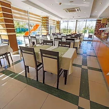 Selin Hotel 3*