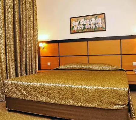 Selin Hotel 3*